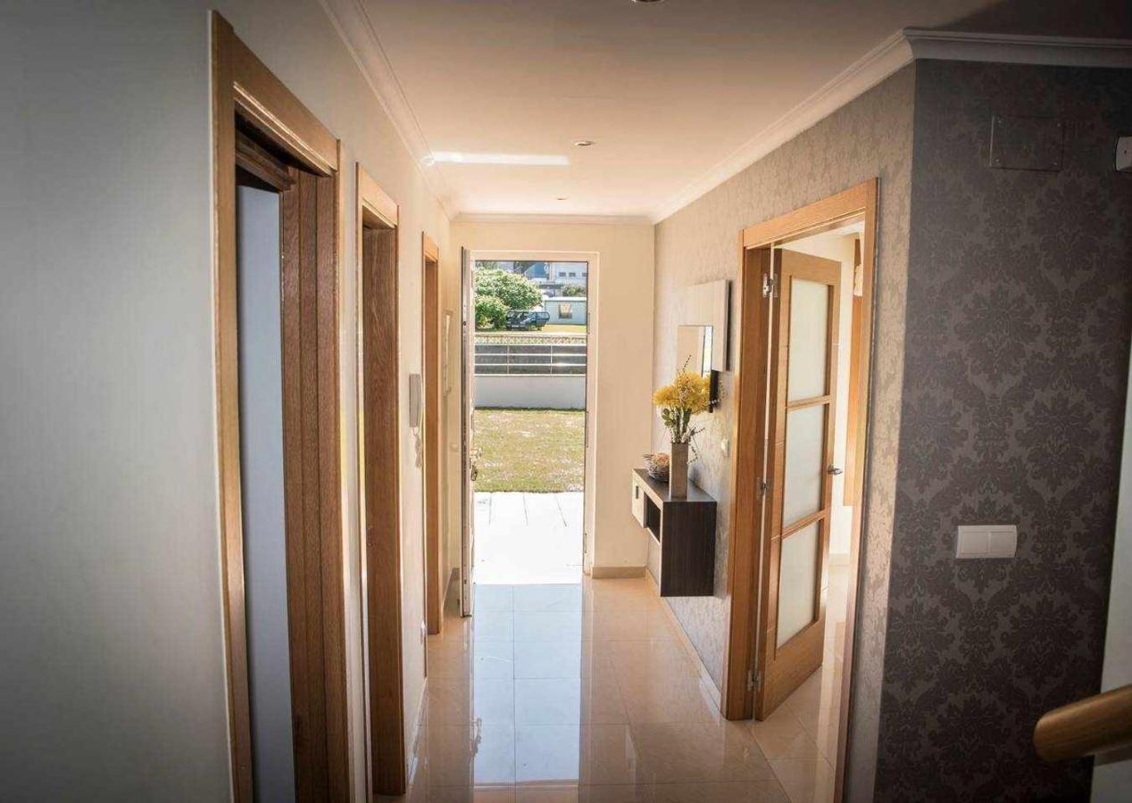 Chalet Pareado Con Jardin En 1ª Linea De Mar Villa Burela Esterno foto