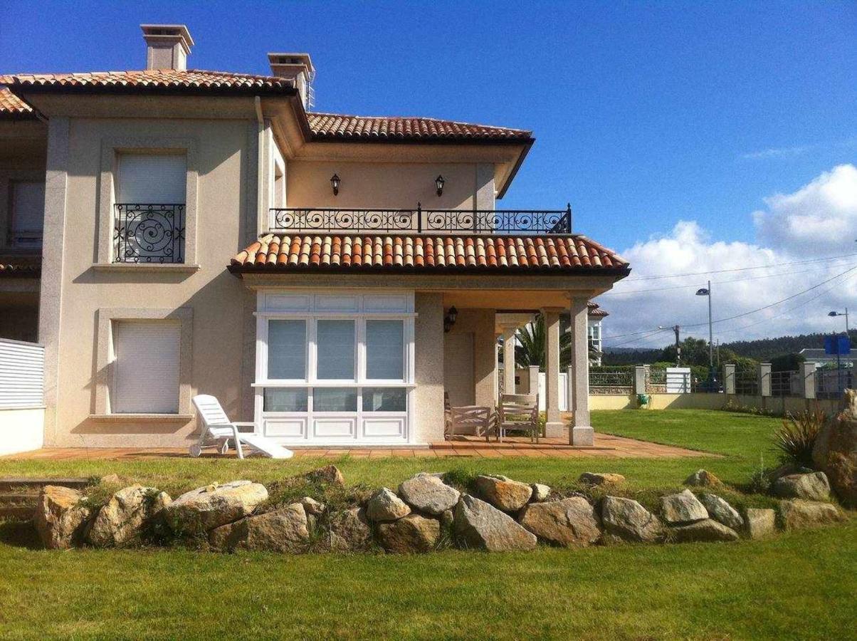 Chalet Pareado Con Jardin En 1ª Linea De Mar Villa Burela Esterno foto
